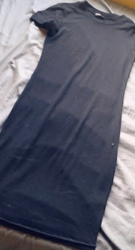 Black bodycon dress